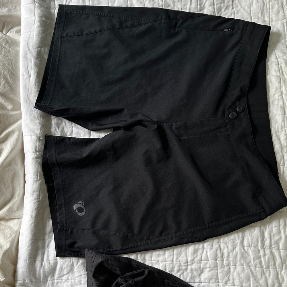 Pearl Izumi Women's Black Cycling Shorts